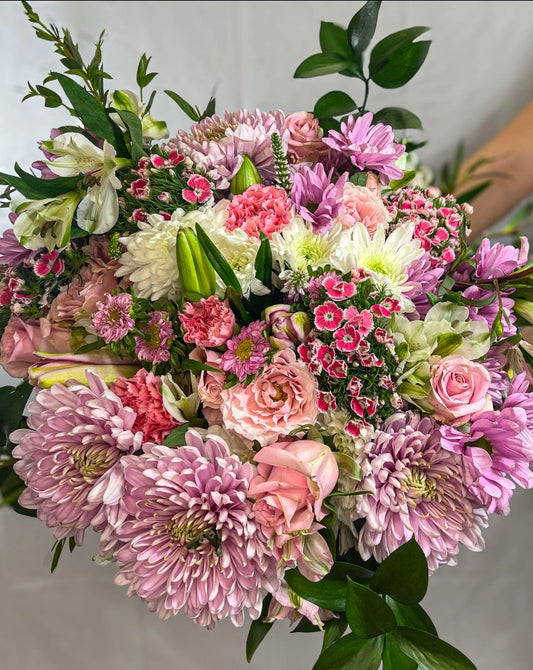 Grandeur Subscription (60 Stems)